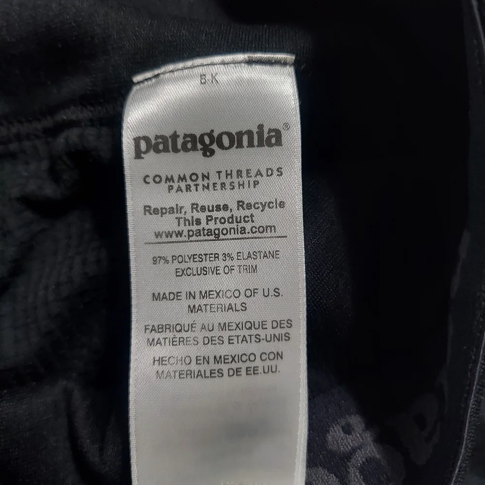 Patagonia Jet Black Performance Leggings XS EUC Athletic Yoga Running Pants - Picture 6 of 7